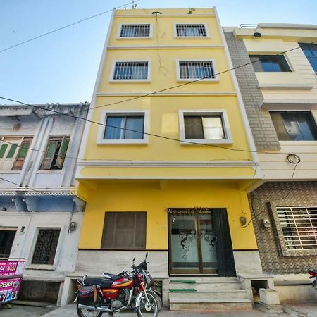 Hotel Vinayaka Nāthdwāra エクステリア 写真