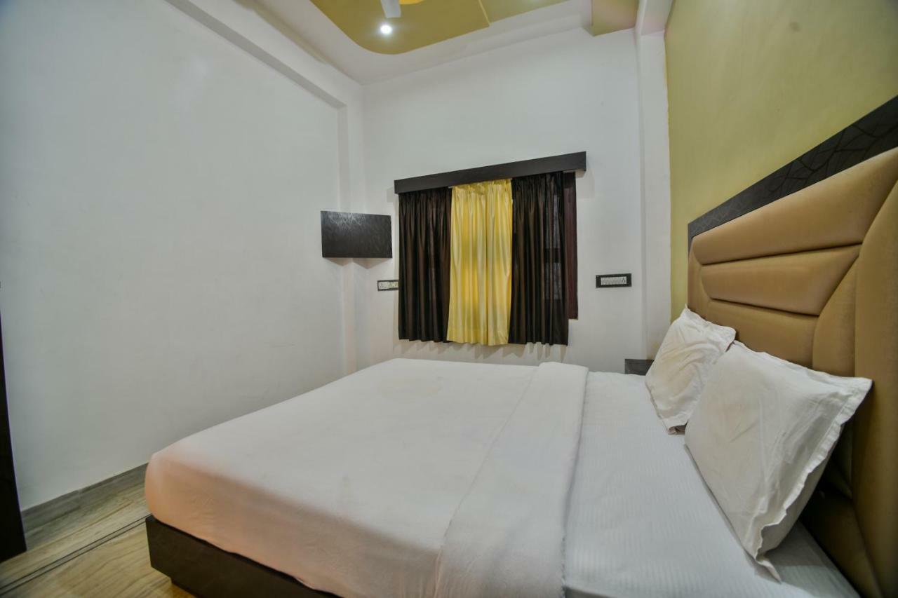 Hotel Vinayaka Nāthdwāra エクステリア 写真