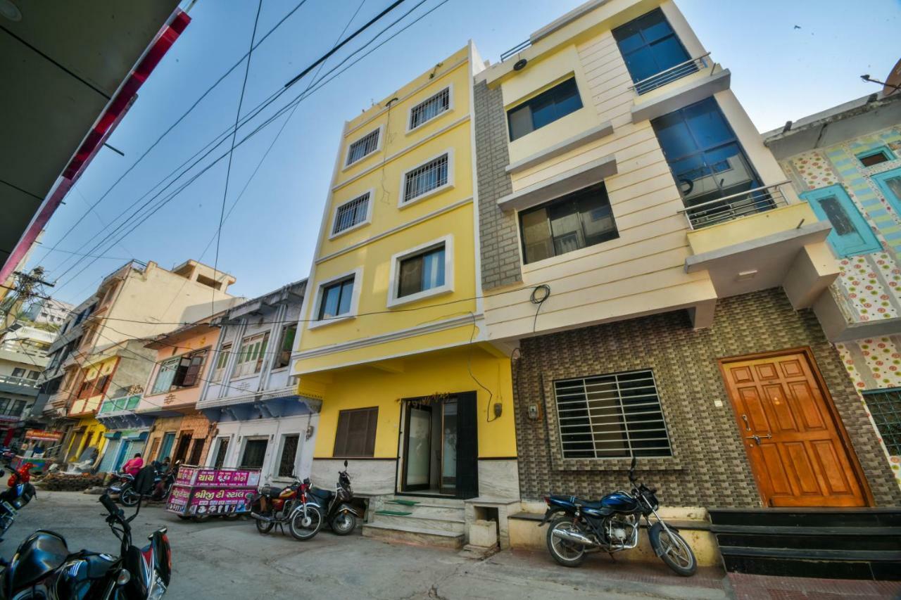 Hotel Vinayaka Nāthdwāra エクステリア 写真