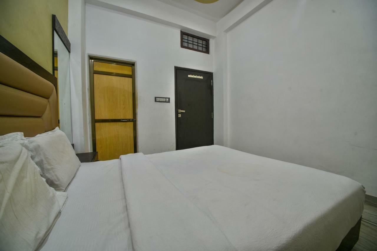 Hotel Vinayaka Nāthdwāra エクステリア 写真