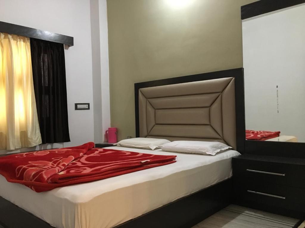 Hotel Vinayaka Nāthdwāra エクステリア 写真